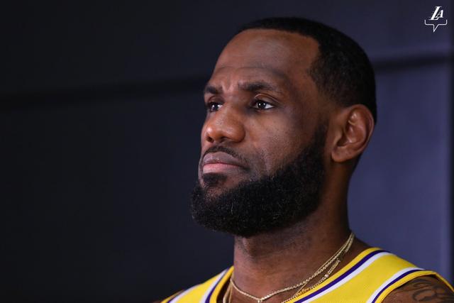 西甲-莱万哑火贝克尔制胜 巴萨0-1皇家社会